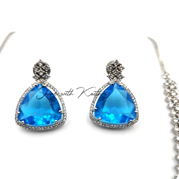 Tina Premium Crystals Necklace - Image 5