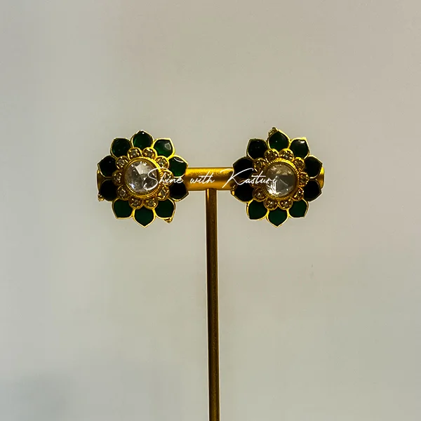 Flower Shaped Polki Earrings - Image 3