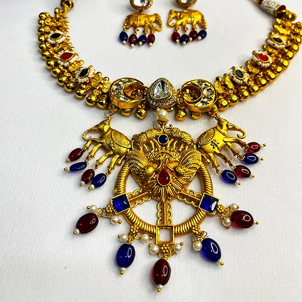 Ethnic Hasli Necklace with earrings - Image 3