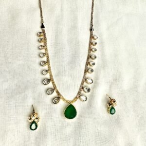 Emerald & Polki Drop Necklace Set
