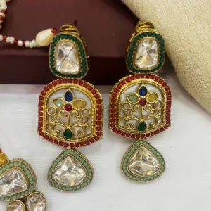 Alternative view of Siya Choker Necklace Beads and Polki