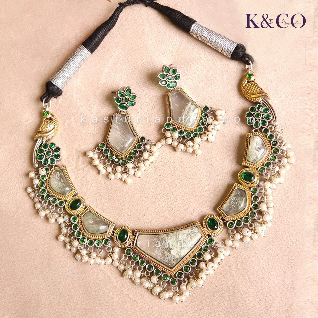 Traditional Choker with MOP