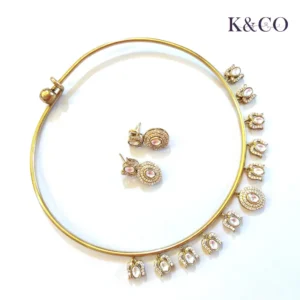 Alternative view of Kundan Polki Hasli in Gold Finish