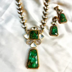 Niya Mossainite Long Necklace Green Marble stone