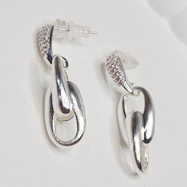 Clink Silver Link Earrings - Image 2