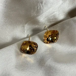 Alternative view of Copper Glaze Solitaires