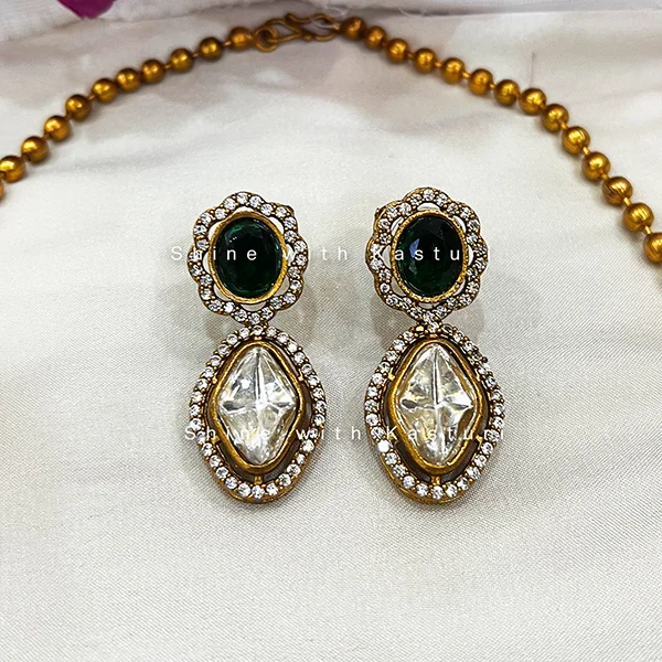 Kayla Antique Finish Necklace with Stones - Image 4