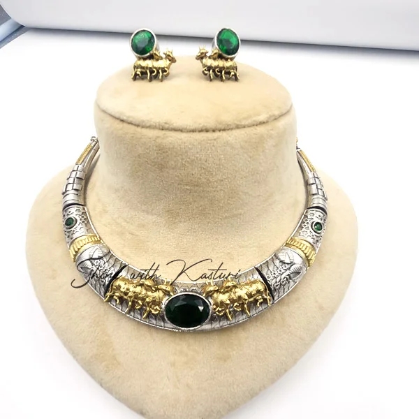 Hasli Choker with Stones and artwork, Pink