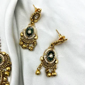 Alternative view of Kundan Antique Necklace Set