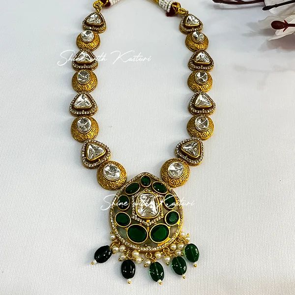 Long Kundan Necklace with Round Pendant, Green - Image 2
