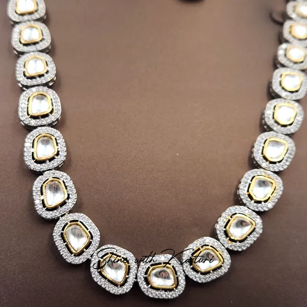 Aarna Polki Necklace with Dual-Tone Finish - Image 2