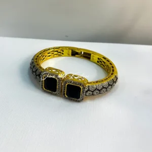 Alternative view of Regal Stone Antique Gold Kada