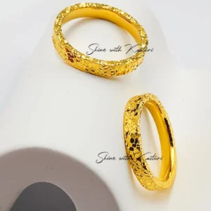 Alternative view of Textured Gold Band Ring
